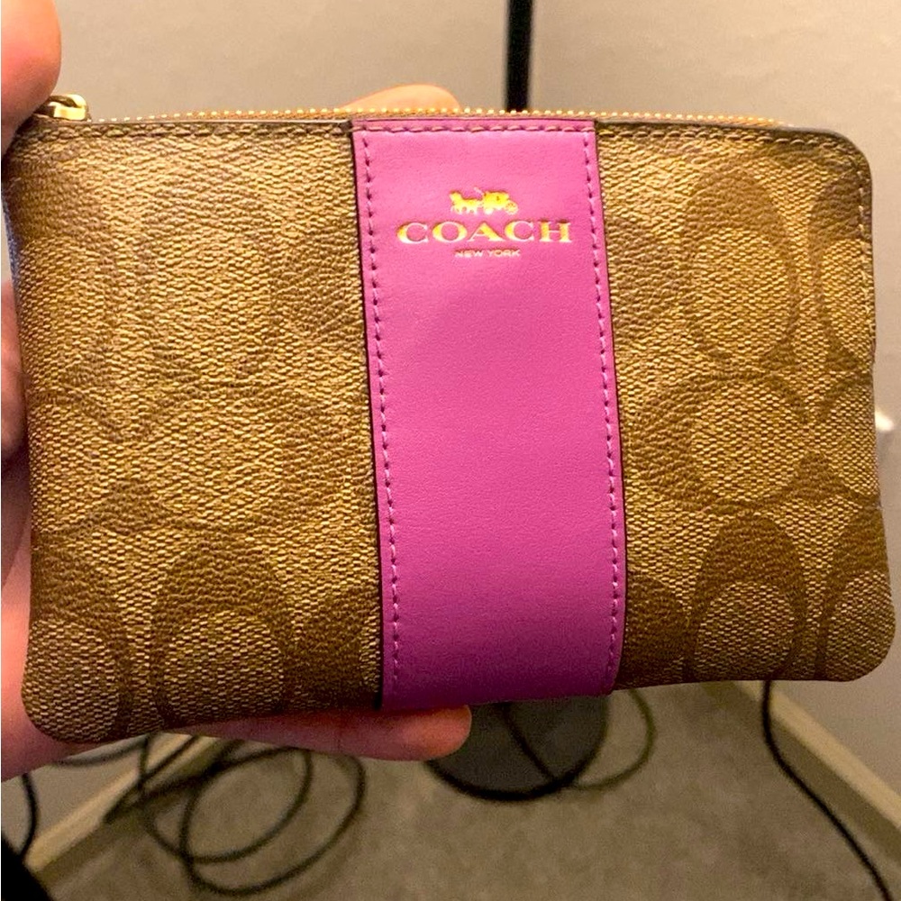 Authentic Coach wristlet & clutch